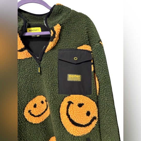MARKET Men's All Over Print Jacket X Smiley Teddy 1/4 Zip - Picture 4 of 8